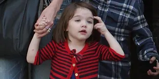 Tom Cruise: Suri Pilih Pakaian Sendiri