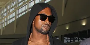 Kanye West Tampil di MTV VMA 2010