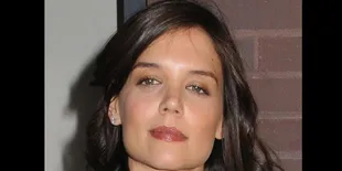 Soal Akting, Katie Holmes Minta Nasehat Tom Cruise