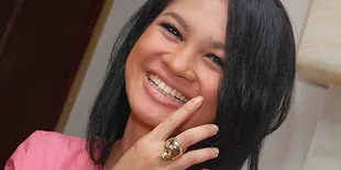 Lebaran, Andien Keliling Pulau Jawa