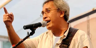 Perjalanan Spiritual Iwan Fals Singgah di Bekasi