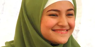 Marshanda Akan Lelang Koleksi Baju