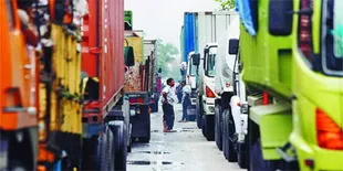 Jakarta Bebas Truk Kontainer Selama Lebaran