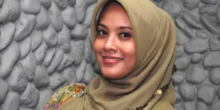 Elma Theana, Kurangi Syuting Perbanyak Pengajian