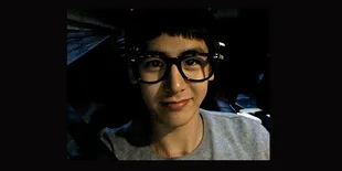 Nichkhun Pasang Foto 'Nerd' di Twitter