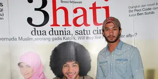 Dua Film Antarkan Reza Rahadian Nominator Aktor Terbaik