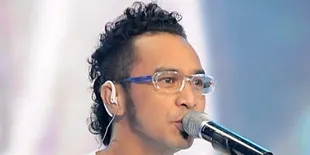 Nidji Sindir FFI Lewat Kaos 'SANG PENCERAH'