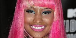 Lipstik Nicki Minaj Laku Dengan Harga 4 Kali Lipat