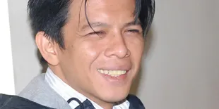 Ditanya Bakal Nikahi Luna, Ariel Tersenyum