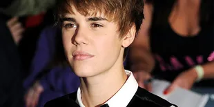 Justin Bieber Akan Kunjungi Playboy Mansion