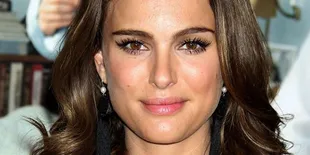 Natalie Portman Rebut Best Actress Oscar 2011