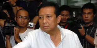 Sidang Cerai, Moerdiono Ajukan Berkas Bukti