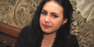 Arumi Bachsin Mengaku Rindukan Ortu