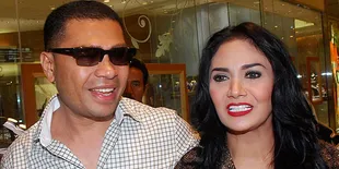 Air Mata Warnai Sungkeman Krisdayanti-Raul