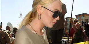 Lindsay Lohan Ganti Nama