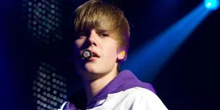 Justin Bieber Dapat Fasilitas Mercedes Benz