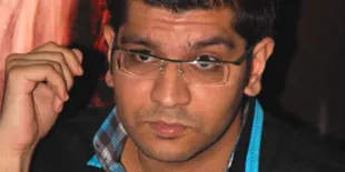 KK Dheraj Siap Hadapi Pro - Kontra