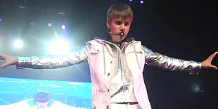 Konser di Sydney, Justin Bieber Dihujani Telur!