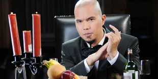 Ahmad Dhani, The Controversial Rock Star!