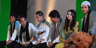 Rossa Pilih Ungu Jadi Brand Ambassador Bersama