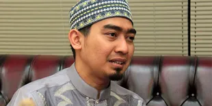 Ingat Orangtua, Ustad Solmed Menangis