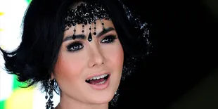 Yuni Shara: Raul Lemos Kooperatif Kok