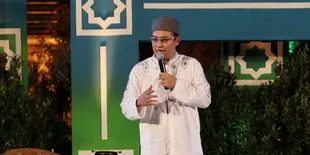 Uje Tak Bisa Jauh Dari I-pad