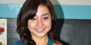 Siang Bolong Nikita Willy Kunjungi Panti