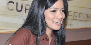 Titi Kamal Beri Bantuan Panti Sosial Karena ...