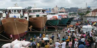 Jatim Berangkatkan 130 Pemudik Gratis Gunakan Kapal