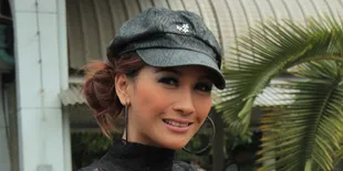 Puasa, Tata Mahadewi Bersyukur Berat Badannya Turun