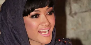 Dua Harapan Jadi Doa Ramadhan Julia Perez