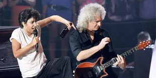 Lady GaGa Tampilkan Alter Ego Joe Calderone