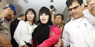 Kasus Melinda Dee Dinyatakan Lengkap