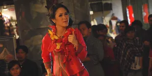 Andien Tak Selalu Pakai Koleksi Butik Sendiri