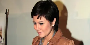 Jadi Lesbian, Wulan Guritno Lakukan Riset