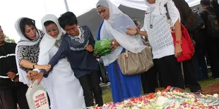 Kepergian Moerdiono dan Firasat Anak Machica Mochtar