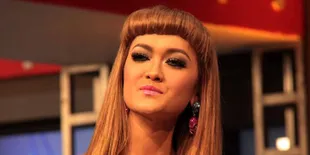Dicekal, Jupe Ganti Judul Lagu '69'