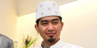 Baju Pengantin Ustad Solmed Dapat Sponsor!