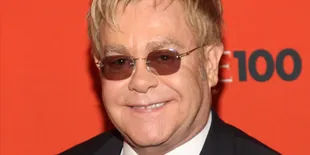 Konser Elton John Ditunda