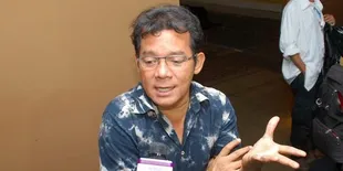Mathias Muchus - Dewi Irawan Menangi Piala Citra FFI 2011