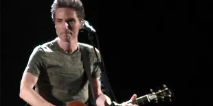 Richard Marx Undang Tawa di Konsernya