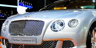 Bentley Siapkan SUV Super Mewah
