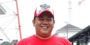 Tak Hadiri Dahsyatnya Awards, Ade Namnung Kecewa