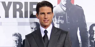 Wah! Tom Cruise Main Kuda-Kudaan Disneyland