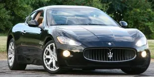 Gara-gara Lampu, Maserati GranTurismo Ditarik