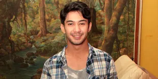 Gabung di 'DILEMA', Reza Rahadian Senang