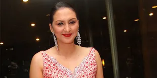 Donna Agnesia: Konser Lady GaGa Sah Untuk Ditonton