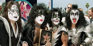 Kiss: Madonna Tidak Layak Masuk Hall Of Fame!