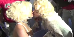 Kado Ultah, Nicki Minaj - Madonna Kissing!